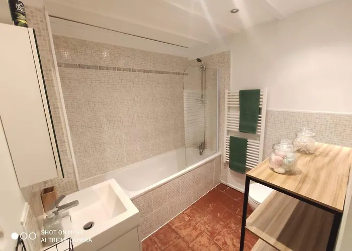 La Petite Maison Dans La Bastide Carcassonne